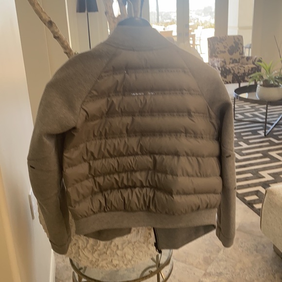 Nike jacket - Picture 2 of 6